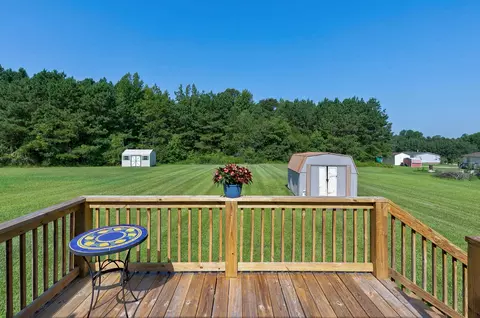 8308 Creek Rd, Willow Springs, NC 27592 photo 3