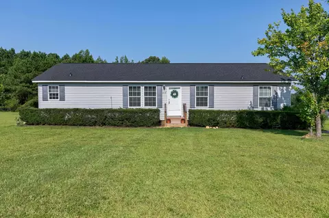 8308 Creek Rd, Willow Springs, NC 27592 photo 2