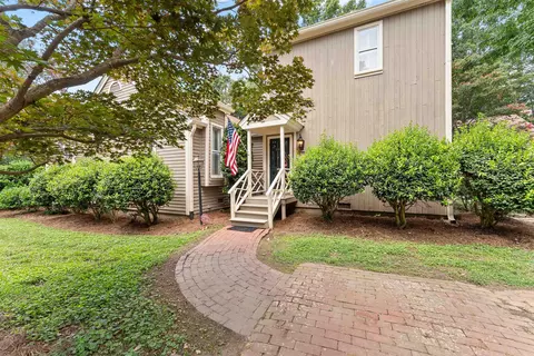 6007 Sentinel Dr, Raleigh, NC 27609