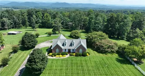 384 Old Highway 60, Millers Creek, NC 28651
