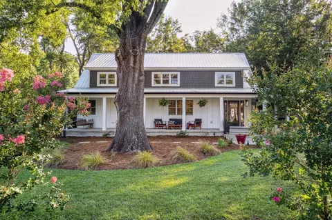 406 Hillsborough Rd, Carrboro, NC 27510