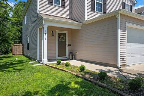 3301 Skybrook Ln, Durham, NC 27703 photo 2