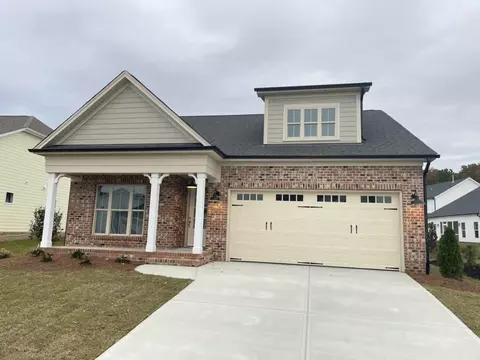 2041 Moonraker Dr, Fuquay Varina, NC 27526