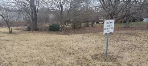 409 Montcrest Dr, Kernersville, NC 27284