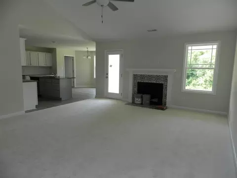 419 Touchdown Way, Benson, NC 27504 photo 2