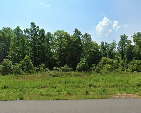 3909 Freeman Park Ct, Walkertown, NC 27051