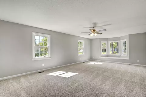 1005 E Maplewood Dr, Benson, NC 27504 photo 20