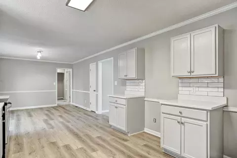1005 E Maplewood Dr, Benson, NC 27504 photo 12