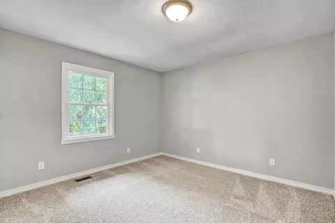 1005 E Maplewood Dr, Benson, NC 27504 photo 24