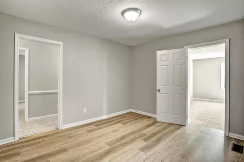 1005 E Maplewood Dr, Benson, NC 27504 photo 19