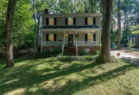 19 E Bayberry Ct, Durham, NC 27713 photo 2
