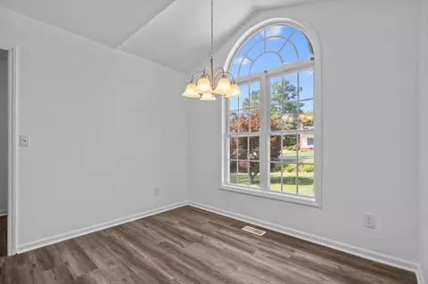 302 Laurel Dr, Smithfield, NC 27577 photo 8