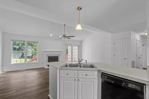 302 Laurel Dr, Smithfield, NC 27577 photo 11