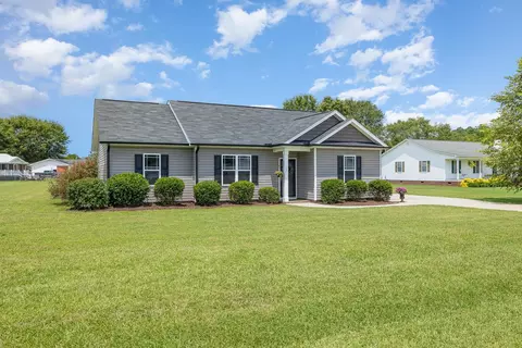 77 Bryan Godwin Ct, Erwin, NC 28339 photo 2