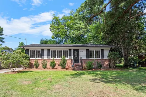 2816 Newark Dr, Raleigh, NC 27610