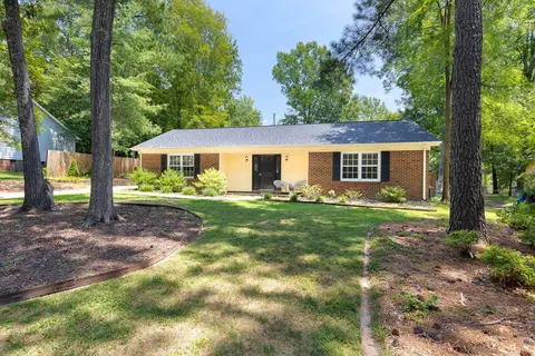 8 Summerglen Ct, Durham, NC 27713 photo 1