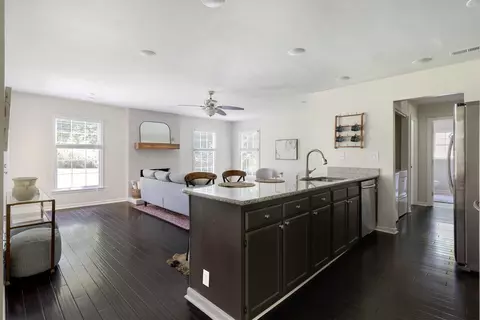 8 Summerglen Ct, Durham, NC 27713 photo 8