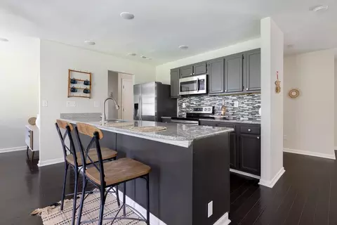 8 Summerglen Ct, Durham, NC 27713 photo 9