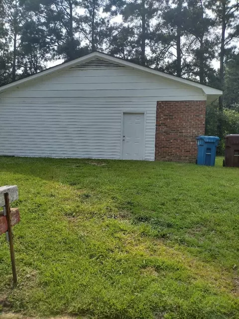 115 Basin St, Dunn, NC 28334 photo 6