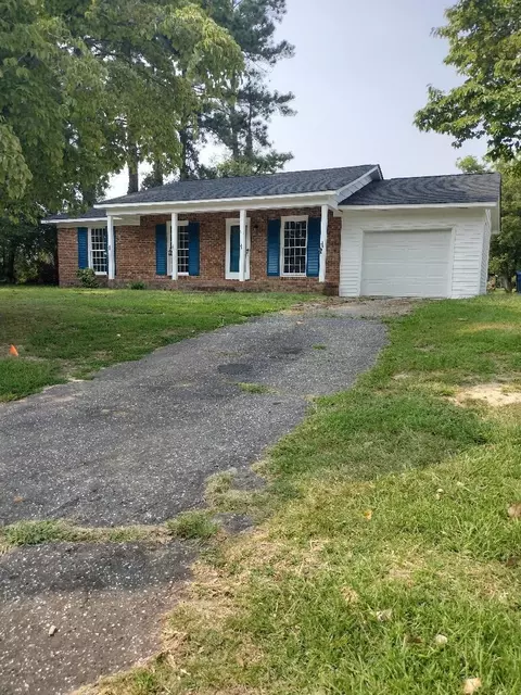 115 Basin St, Dunn, NC 28334