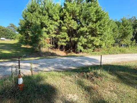 120 Pond Cir, Willow Springs, NC 27592 photo 4