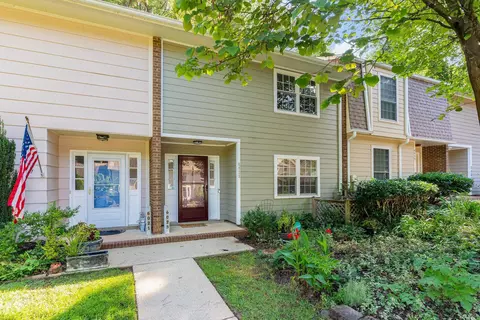 6023 Dixon Dr, Raleigh, NC 27609