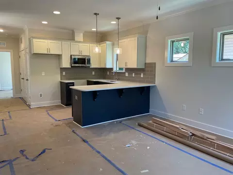 703 Grant St # B, Durham, NC 27701 photo 5