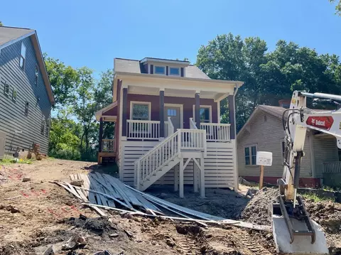 703 Grant St # B, Durham, NC 27701 photo 2
