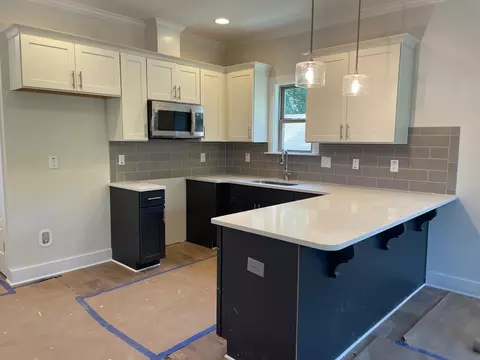 703 Grant St # B, Durham, NC 27701 photo 8
