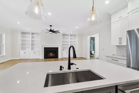 126 Windel Dr, Raleigh, NC 27609 photo 5