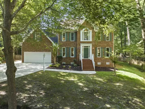 1004 S Wellonsburg Pl, Apex, NC 27502 photo 3