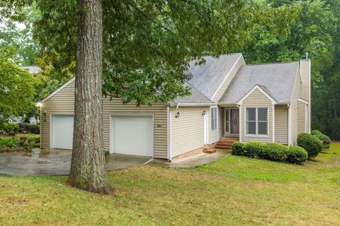 221 Chimney Rise Dr, Cary, NC 27511