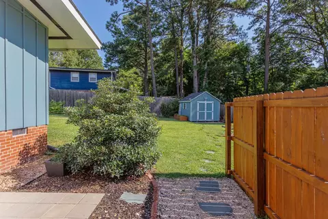 812 W Murray Ave, Durham, NC 27704 photo 6