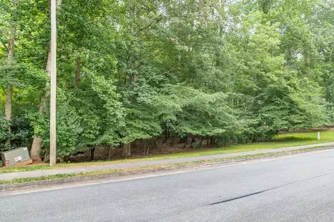 114 Cobblestone Dr, Chapel Hill, NC 27516 photo 3
