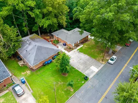 411-415 W Markham Ave, Durham, NC 27701