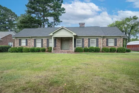 218 Brandon Ave, Tarboro, NC 27886