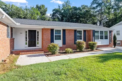 300 Hillside Dr, Smithfield, NC 27577 photo 5
