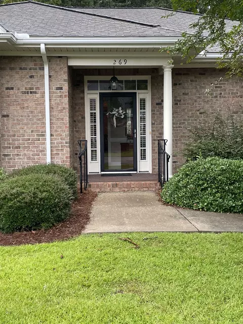 269 Lake Park Cir, Smithfield, NC 27577