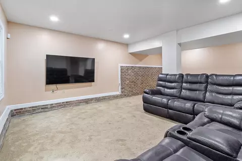 716 Grandview Dr, Durham, NC 27703 photo 32