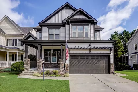 2727 Cameron Pond Dr, Cary, NC 27519