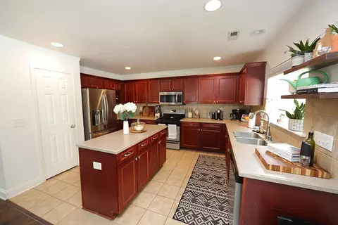 6 Olivene Dr, Durham, NC 27703 photo 6