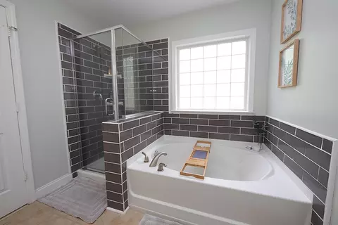 6 Olivene Dr, Durham, NC 27703 photo 9