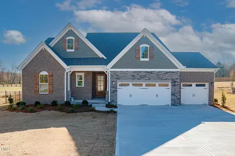 211 S Clearbrook Ct, Angier, NC 27501