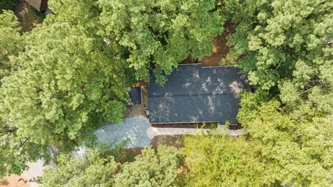 2 E Gleewood Pl, Durham, NC 27713 photo 4