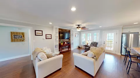 1011 Dixie Dr, Selma, NC 27576 photo 6