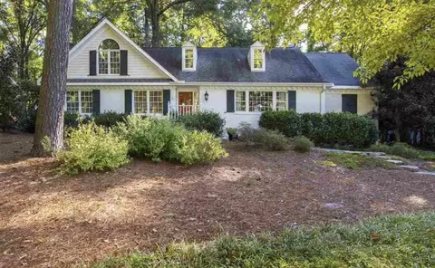 3208 Landor Rd, Raleigh, NC 27609