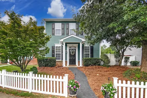 175 Sioux Ln, Clayton, NC 27520
