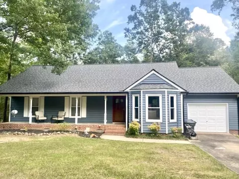 4820 Lochaven Dr, Durham, NC 27712