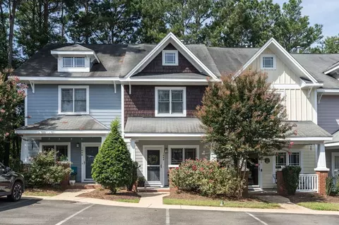 1044 Mica Lamp Ct, Apex, NC 27502