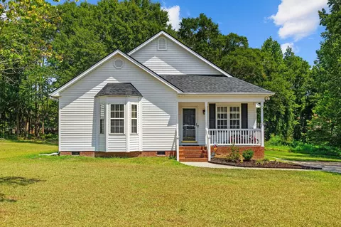 285 Arbor Crest Ln, Lillington, NC 27546